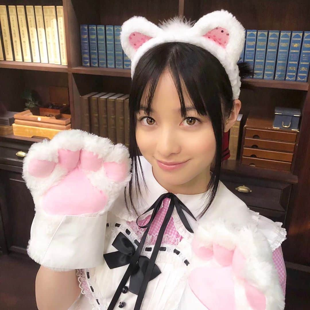 橋本環奈さんのインスタグラム写真 - (橋本環奈Instagram)「こんにちは！環奈MGです。  今日は、映画『かぐや様は告らせたい~天才たちの恋愛頭脳戦~』の大ヒット御礼舞台挨拶です。  という事で、まだトプ画変えておりませんが、先月のトプ画をシェアします。  #橋本環奈 #橋本環奈2019 #橋本環奈マネージャー #先月のトプ画 #かぐや様は告らせたい #舞台挨拶 #四宮かぐや #かぐや様は告らせたい好きな人と繋がりたい」9月12日 10時45分 - kannahashimoto.mg