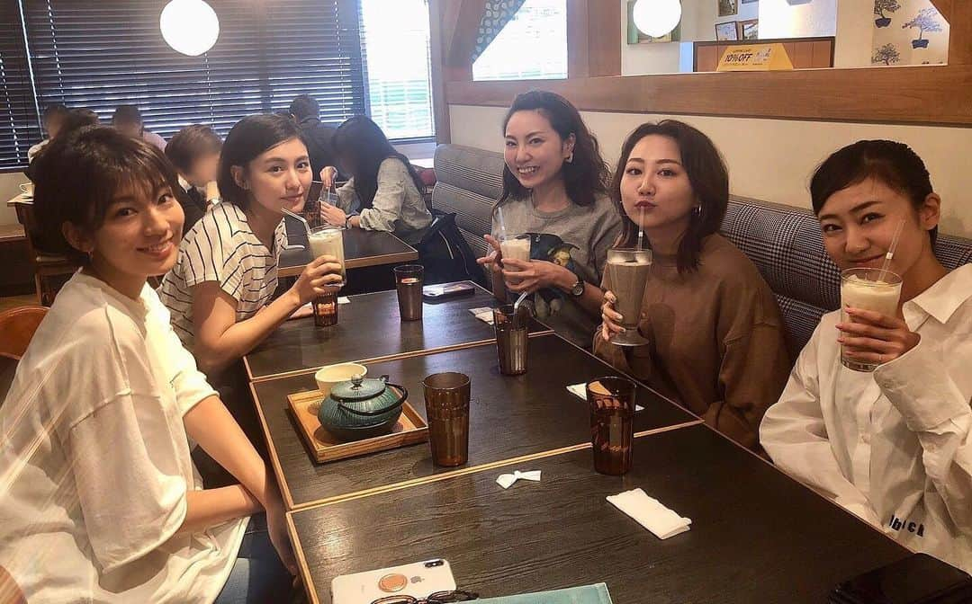 佐藤美希さんのインスタグラム写真 - (佐藤美希Instagram)「暁の帝女子会♡ 急なお誘いでこんなに揃うとは！ 話が止まらないね  #暁の帝 #朱鳥の乱編 #渡邊安理 #高山侑子 #樹麗 #寺下怜見 #木本花音 #次回は花音も #おしゃカフェ #私だけ温かいお茶 #室内冷房効き過ぎ問題 #暑がりで寒がり」9月12日 22時07分 - satomiki0626