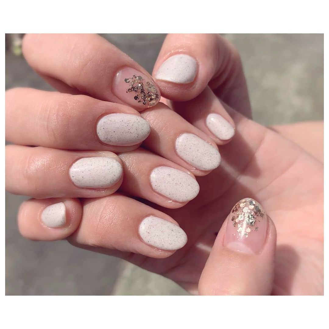 小森純さんのインスタグラム写真 - (小森純Instagram)「最近のネイル💅 ・ 追求しようとしたら無限なネイルが楽しすぎる。。。 ・ お客様とも沢山話しながら作っていく感じもたまらなく幸せ。 ・ ・ ・ #efネイル#efネイル石川町#efネイル石川町店#efネイルグループ#efネイルサロン#efネイル横浜#efネイル代々木上原店オープン#efネイル代々木上原#efネイル東京店#小森純」9月12日 20時32分 - jun.komori1122