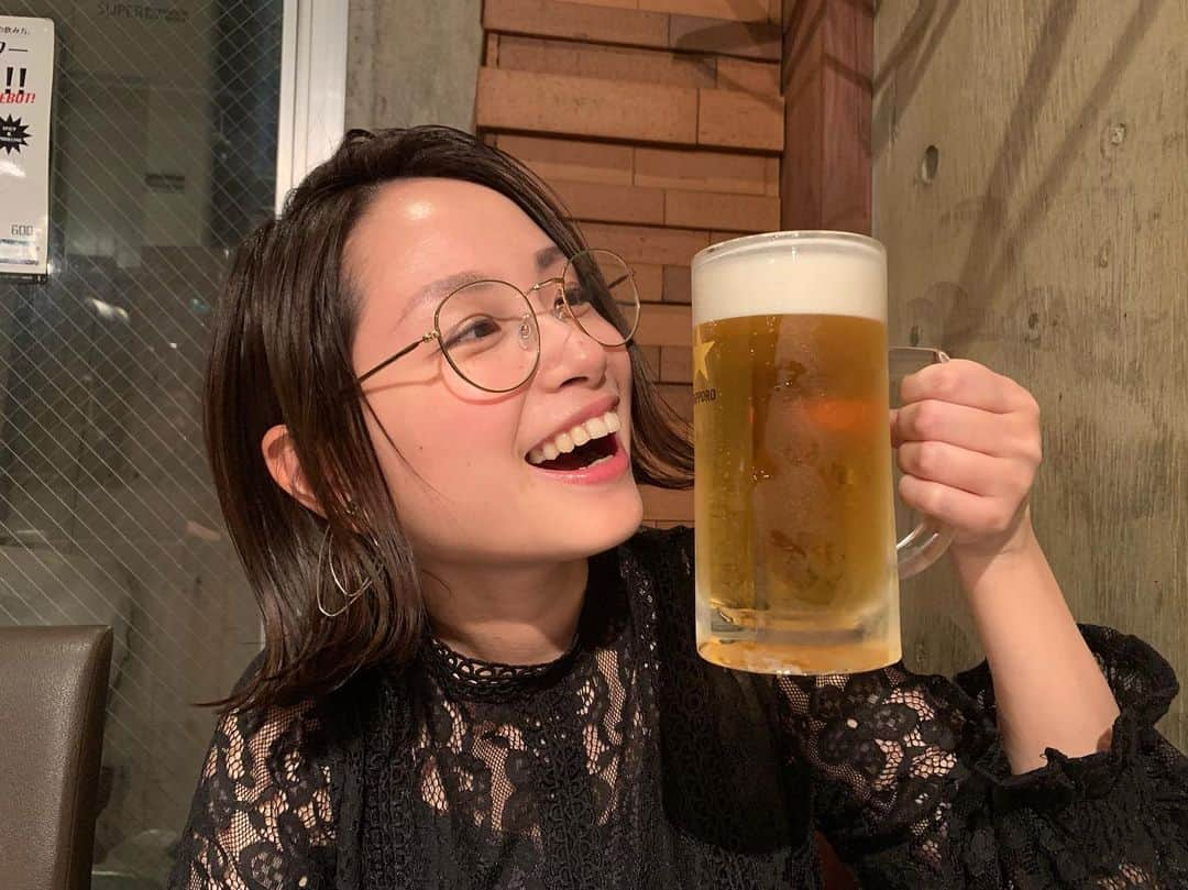 寺田有希さんのインスタグラム写真 - (寺田有希Instagram)「今週もお疲れ様でしたあああ🥴🍻✨ 久々にあんちゃんと飲めて幸せ🥺✨ ・ ・ #beer #beergirl #beerstagram #beers  #ビール好き #ビール女子 #ビール  #今週もお疲れ様でした  #寺田有希 #teradayuki」9月12日 21時16分 - terada_yuki