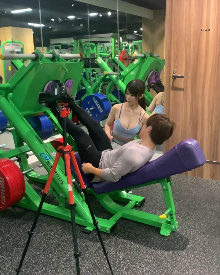 渋谷ゆりのインスタグラム：「with @purotan1214 at @y4gym.2018  #youtube https://youtu.be/d29FeqMqClw  #筋トレ #脚やせ #美腿 #美脚 #gym #健身房 #ジム #motivation #fitness #workout  #japanese #japanesegirl #model #diet #健身 #運動 #減肥 #ダイエット #筋トレ #减肥 #ボディメイク #美尻 #筋トレ女子 #y4gym #ぷろたん」