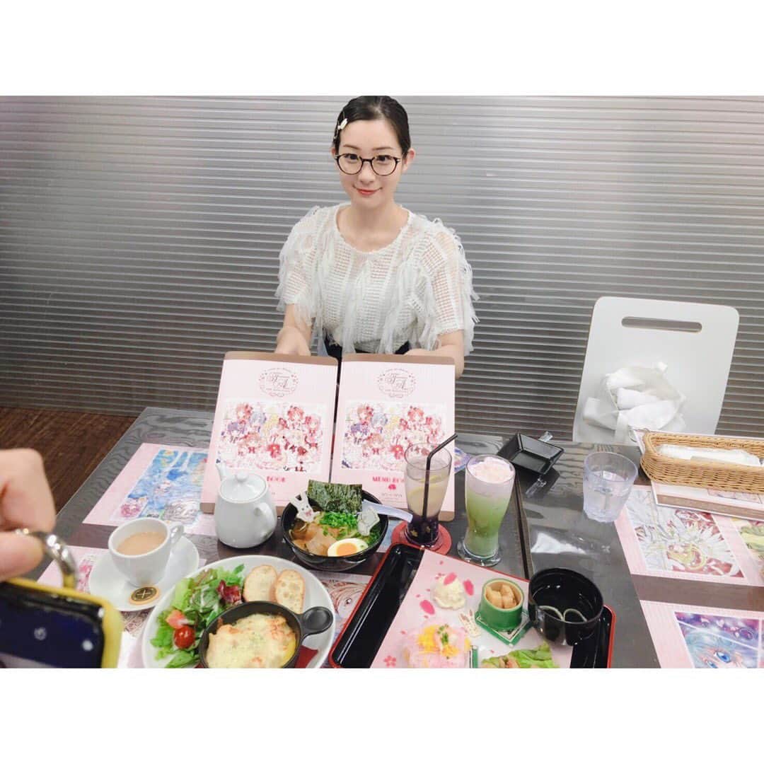 のインスタグラム：「ね・ん・が・ん・の♡﻿ 種村有菜原画展のコラボカフェ行ってきたよ😊﻿ ﻿ 幸せな空間でした💓﻿ ﻿  #コラボカフェ #種村有菜原画展 #種村有菜先生 #アニメイトカフェ #池袋 #アニ活 #私の青春 #ありなっち先生で作られた私」