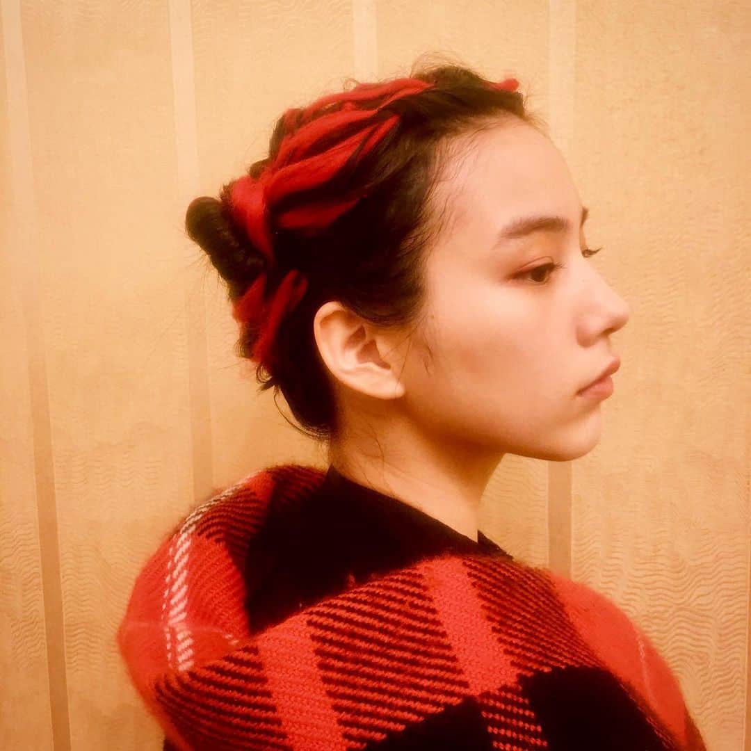 のん（能年玲奈）さんのインスタグラム写真 - (のん（能年玲奈）Instagram)「エヴァを意識したヘアを作っていただきました🍁 写真がふわふわしてるな。」9月12日 17時03分 - non_kamo_ne