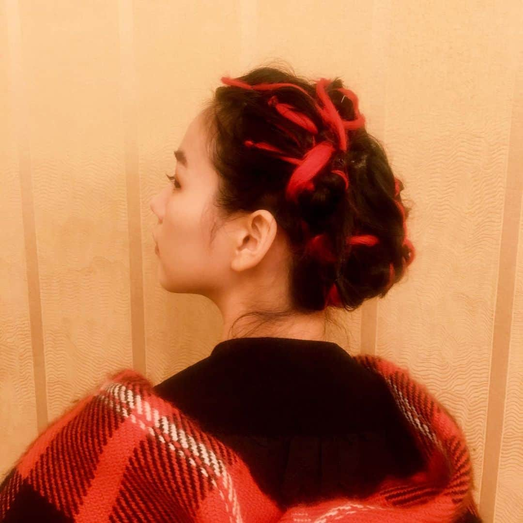 のん（能年玲奈）さんのインスタグラム写真 - (のん（能年玲奈）Instagram)「エヴァを意識したヘアを作っていただきました🍁 写真がふわふわしてるな。」9月12日 17時03分 - non_kamo_ne