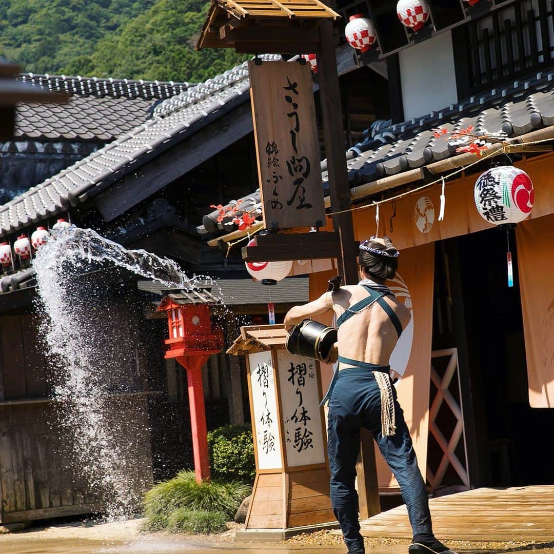 のインスタグラム：「・ 大工 | carpenter 江戸の町人は皆よく働きます。All Edo townspeople work well. ・ ・ #大工 #町人 #江戸の風景 #夏の江戸 #日本の風景 #江戸時代 #江戸ワンダーランド日光江戸村 #江戸ワンダーランド #日光江戸村 #日光 #江戸 #いざ江戸へドロン #carpenter #wafuku #japantrip #edoera #ig_japan #edo #beautifuljapan #japanese_history #instagramjapan #jp_gallery #edowonderland #nikko #japan #edo」
