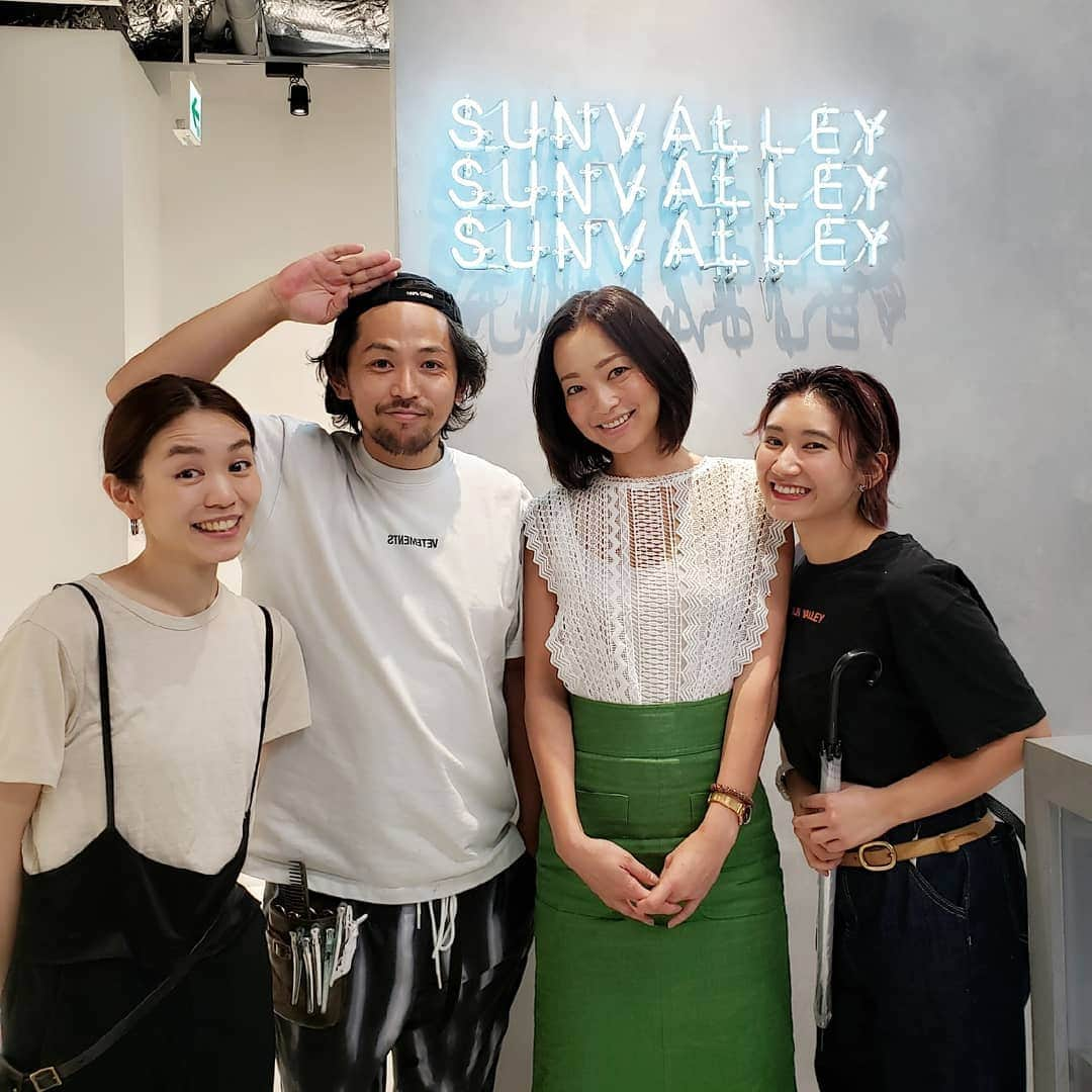 佐藤純さんのインスタグラム写真 - (佐藤純Instagram)「昨日は、@_sunvalley_ へ。  カット&カラー&トリートメント✂️✨ しぶけん、ありがとー🙌  @shibuken.86  帰りのゲリラ豪雨☔⚡すごかった🚙💦 夕飯はゴーヤづくし(笑)  ゴーヤチャンプルーにゴーヤのおひたし。  ゴーヤ大好き❤️ #sunvalley  #omotesando  #サンバレー #表参道 #美容室 #ヘアカット #ゴーヤ #ゴーヤチャンプルー #ゴーヤのおひたし #大好き #ママ#ママモデル#モデル #mama #mamamodel #model」9月12日 17時50分 - junsatoidea