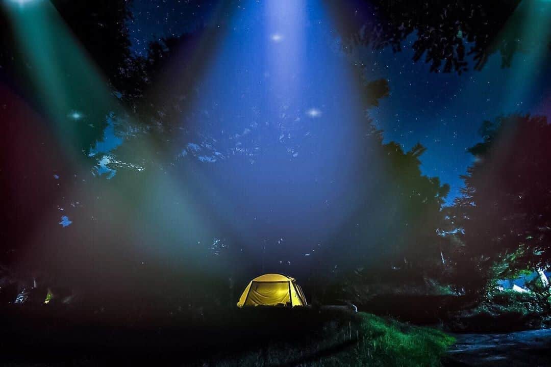 Coleman Japanのインスタグラム：「👽未知との遭遇キャンプ🏕 #宇宙の日 ・ 📷： @relaxed_camp_life さん 素敵なお写真ありがとうございました✨ ・ ━━━━━━━━━━━━━━━ #私のコールマン を付けて投稿して頂いた中から素敵なお写真は、コールマン公式SNSでご紹介させて頂きます♪ ━━━━━━━━━━━━━━━」