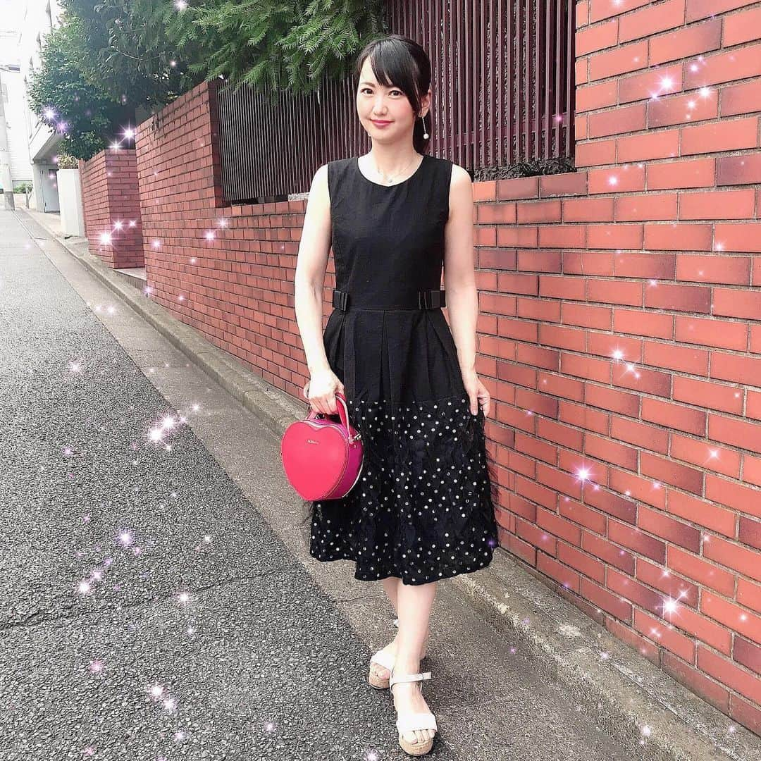 三浦泉さんのインスタグラム写真 - (三浦泉Instagram)「* 先日のコーデ💕👗👠 * #onepiece ♡ ⇨ @annette_diary  #bag ♡ ⇨ @st.blanton  #sandal ♡ ⇨ @titivatejp *  たまには黒のお洋服を着て 引き締めて😊✨💕 * * #コーデ #コーディネート #izumiコーデ 🎀 #izumileコーデ #イズミールコーデ #アネット #セントブラントン #ブラントン #セントブラントンとizumiコラボ  #ティティベイト #stblanton  #titivate #titivatestyle」9月12日 18時19分 - princessizu1201