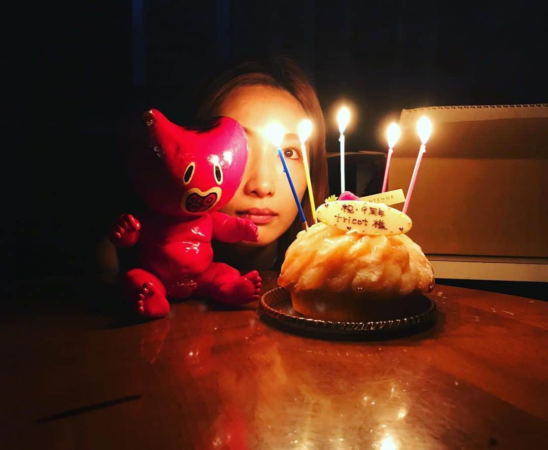 中嶋イッキュウのインスタグラム：「tricot 9周年 企画  始まりました🥑」