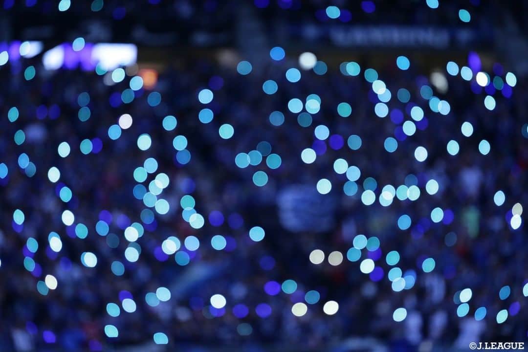のインスタグラム：「今日、9月12日は #宇宙の日 ⭐️﻿ サポーターが作り出す﻿ スタジアムでの幻想的な美しさは﻿ まるで宇宙空間に輝く星のよう🌌﻿ ﻿ #Ｊリーグ﻿ #jleague﻿ ﻿ #ガンバ大阪 #💙🖤﻿ #パナソニックスタジアム吹田﻿ ﻿ #宇宙 #スペース #space﻿ #星 #star ﻿ #ユニバース #universe﻿ #銀河 #ギャラクシー #galaxy﻿ #宇宙観 #コスモ #cosmos﻿ #景色 #風景 #絶景 #幻想的﻿ #美しい #綺麗 #beautiful﻿ #photo #📸﻿ #⭐️ #🌌」