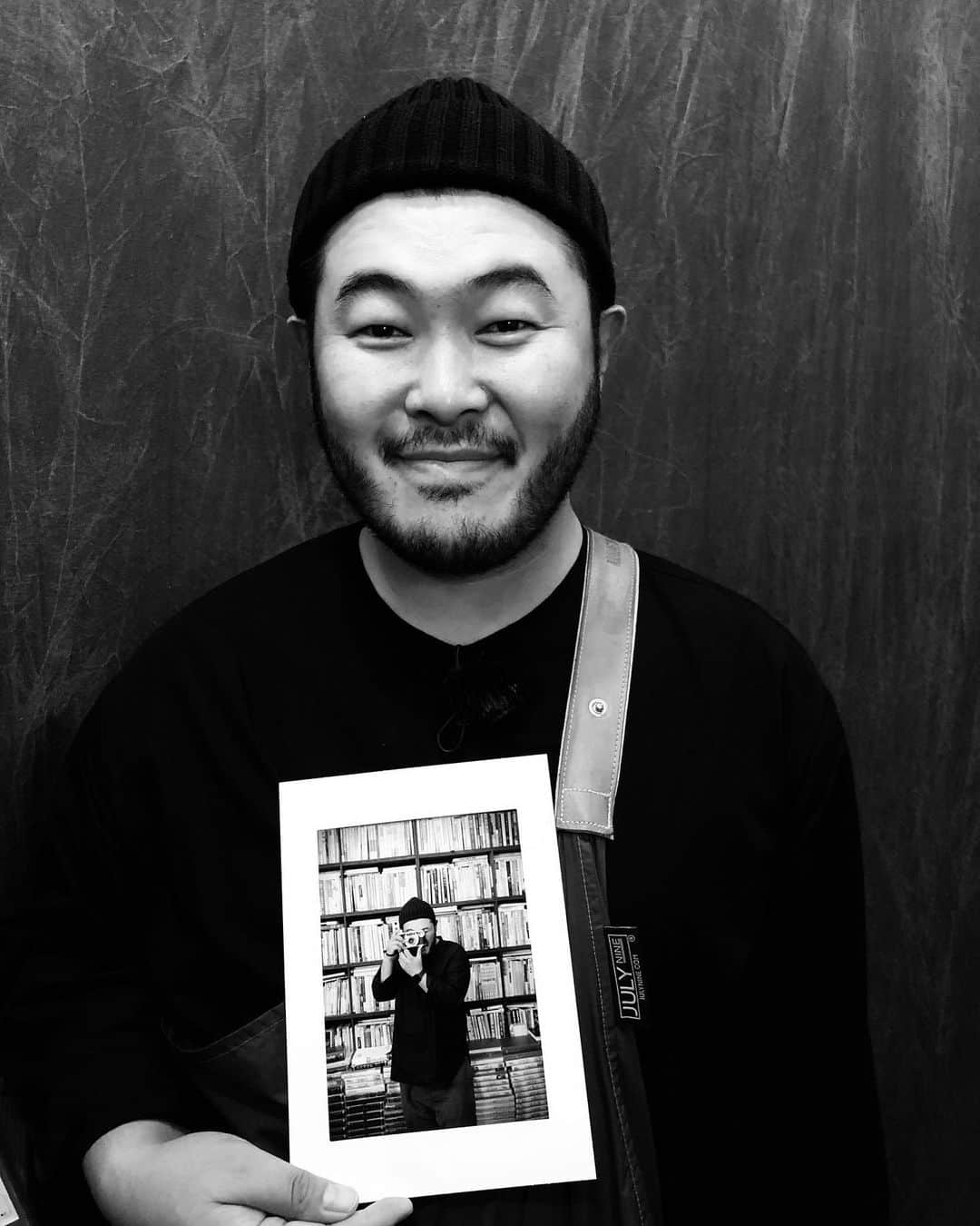 キム・ギバンのインスタグラム：「. 풍족한 한가위 되세요^^🌕 다이어트는 다음주부터..ㅋㅋ . #짧지만굵은연휴되세요 #추석」