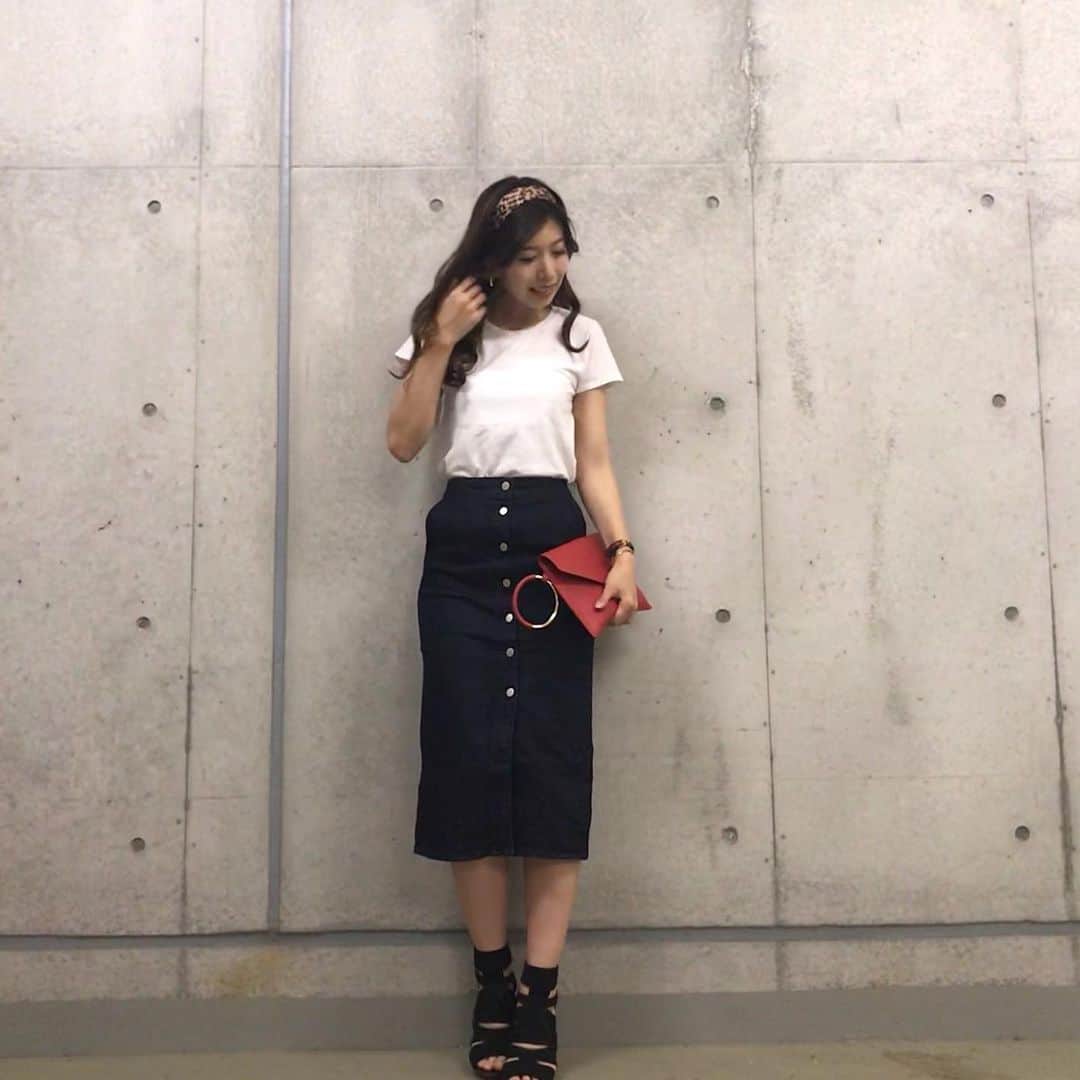 のインスタグラム：「100億年ぶりに スカートとか履いたし 100億年ぶりに ヒールとか履いた。  #そわそわする」