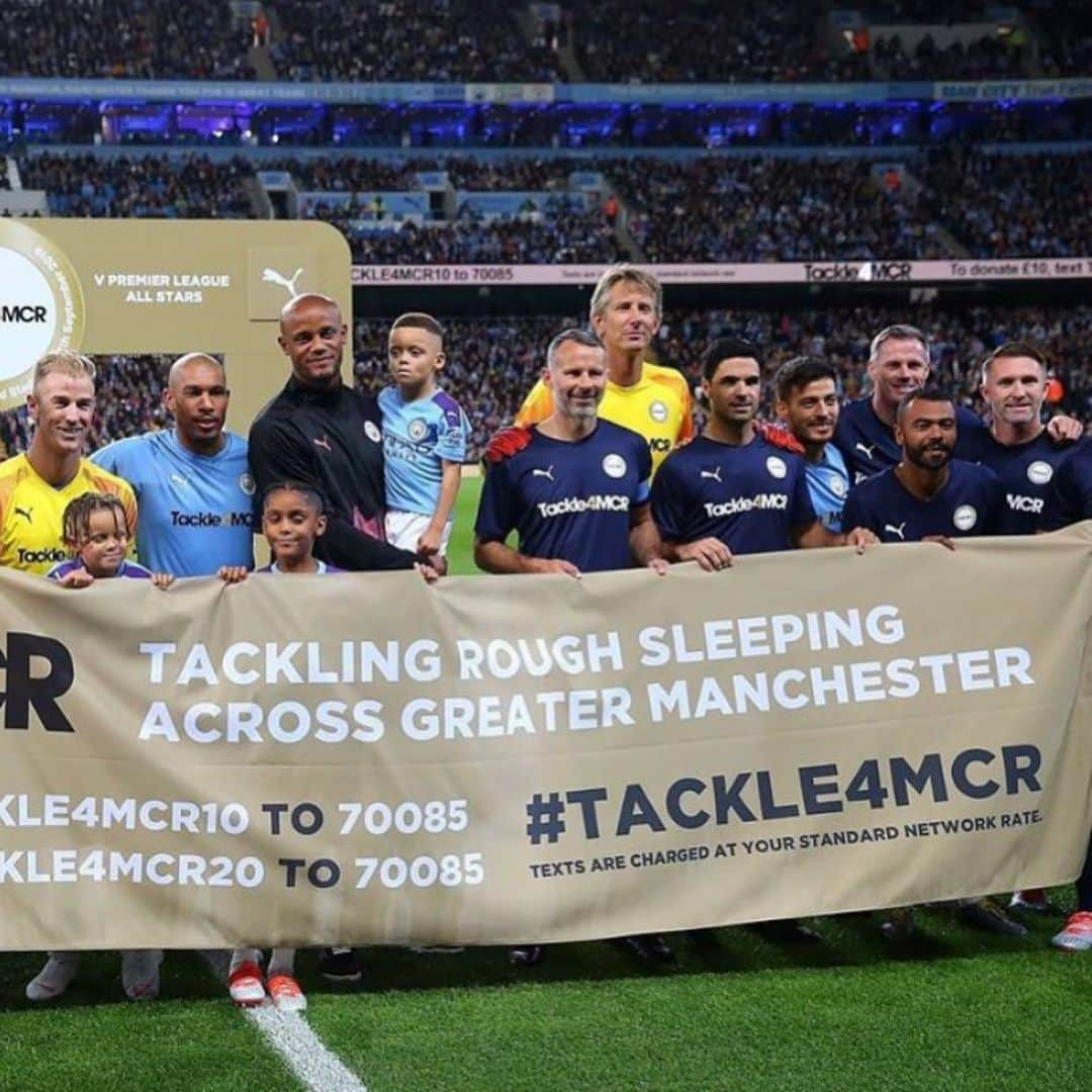 ミケル・アルテタさんのインスタグラム写真 - (ミケル・アルテタInstagram)「Kompany’s testimonial last night. City Legends v PL All-Stars. Thank you Vinny for inviting me to join such a special event.Felt great being back in the pitch among amazing players and friends and being able to collaborate in making this city of Manchester even greater. #vincentcompanytestimonial #plallstars #mancity #TACKLE4MCR @mancity  @vincentkompany. ............... To donate £10 TEXT TACKLE4MCR10 to 70085 To donate £20 TEXT TACKLE4MCR20 to 70085」9月12日 19時07分 - mikelarteta