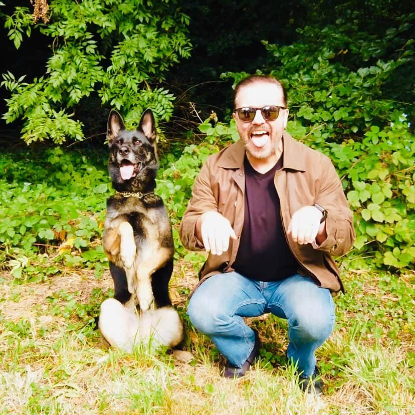 リッキー・ジャーヴェイスさんのインスタグラム写真 - (リッキー・ジャーヴェイスInstagram)「Best day ever. #AfterLife2」9月12日 19時12分 - rickygervais