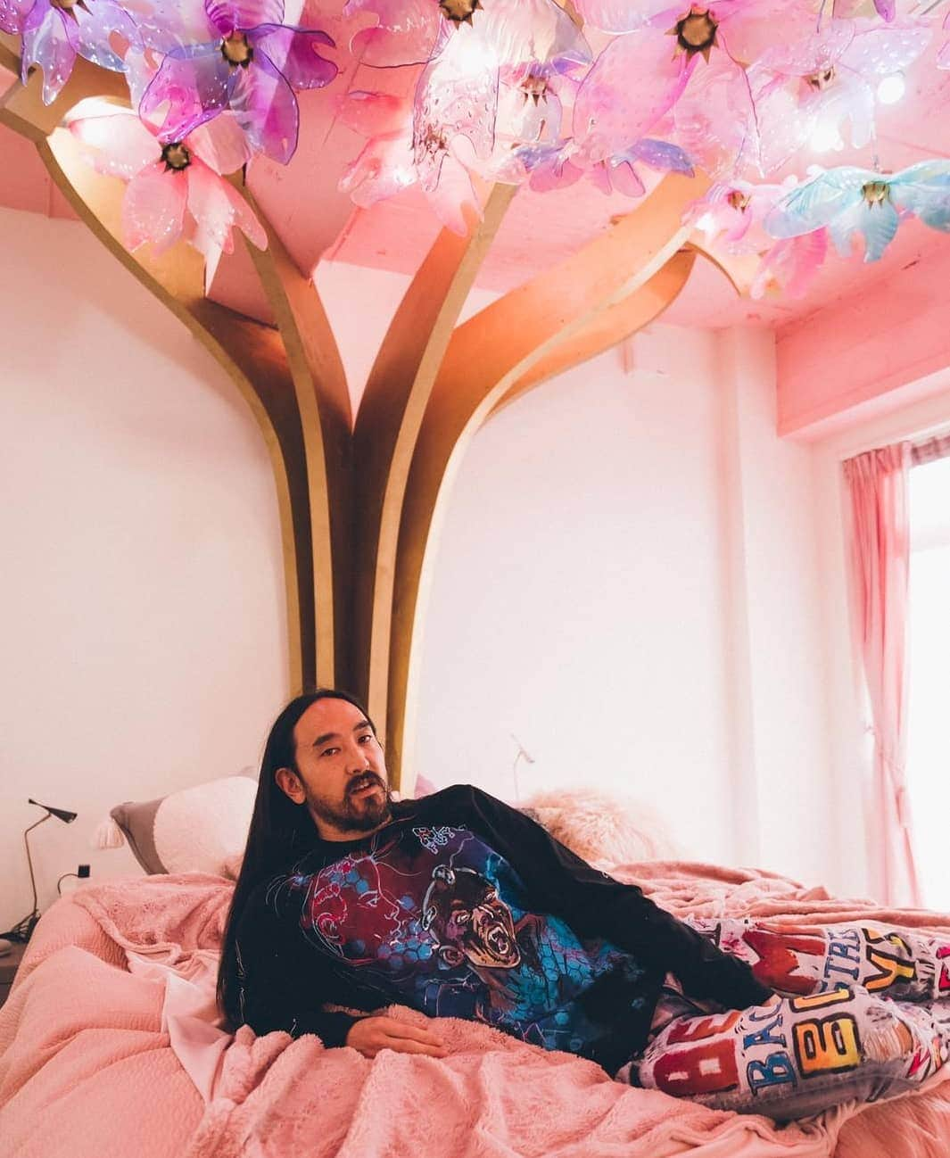 スティーヴ・アオキさんのインスタグラム写真 - (スティーヴ・アオキInstagram)「Moshi moshi」9月12日 19時19分 - steveaoki