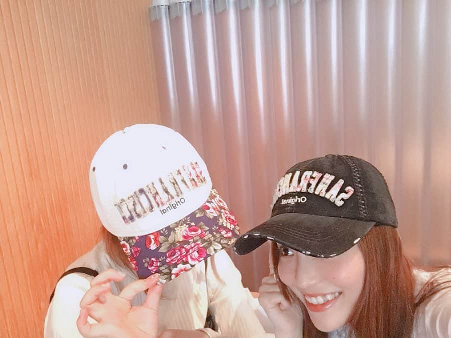 田野アサミさんのインスタグラム写真 - (田野アサミInstagram)「🧢♡。 買ったSan Francisco キャップ、お揃いで被った日。 かえーでえーで♡ #田野アサミ#キャップ#sanfrancisco 被りやすい気候になりだした！！！😍👏🏻」9月12日 20時07分 - tano_asami