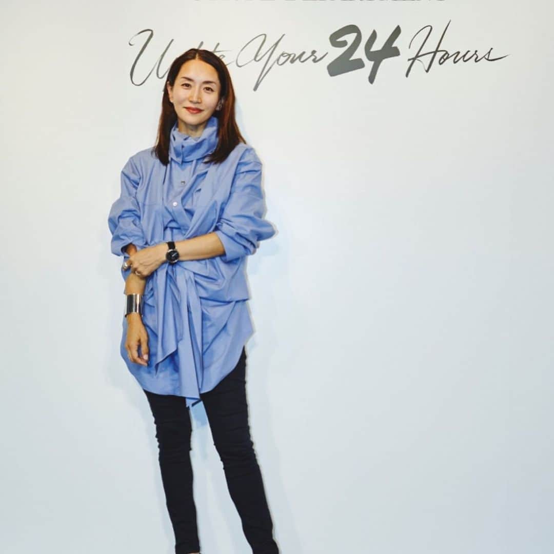 亀恭子のインスタグラム：「@stripedepartment 「Update Your 24 Hours」 いよいよ明日からスタートです！ . . . 今宵は、オープン前日のレセプションに行きました。 見処・お楽しみ処満載で、 大盛況^ ^ . . 明日からの3日間。 私は、 初日9/13 金曜日 13:00〜 @hotelkoetokyo  2Fにて トークショーで登壇します。 . . お近くにお越しの方、 是非ぜひ遊びに来て下さい❤︎ . . #Repost @stripedepartment with @get_repost ・・・ ストライプデパートメント初！「Update Your 24 Hours」をテーマに上質を知る大人のための体験型リアルストアを東京/渋谷 @hotelkoetokyo にて 9/13(金)〜9/15(日)の３日間限定でポップアップ開催！  豪華ゲストによるトークショーやパーソナルスタイリングサービス、限定商品、ブランドによるポップアップ、人気シェフ監修カフェなど幅広いライフスタイル型コンテンツを展開。  ご来場には入場チケットが必要です（無料） 当日は混み合いますので事前にお申し込みください。  詳しくは @stripedepartment  プロフィールURLから特設サイトへ ———————————————————— STRIPE DEPARTMENT Update Your 24Hours ３日間限定・体験型リアルストアオープン  場所：@hotelkoetokyo（渋谷駅から徒歩５分） 日時：9/13(金)〜9/15(日) 9時-21時 *最終日18時閉店 入場チケット：https://stdp.jp/popup_store  #STRIPEDEPARTMENT #ストデパ #updateyour24hours @stripedepartment ———————————————————— *イベントご来場には「入場チケット」が必要となります。@stripedepartment プロフィールURLからチケットをお申込みください（無料）*トークショー・ワークショップお申込みのお客様は、お時間に余裕を持ってご来場ください。混雑によっては待ち時間をいただく場合がございます。」