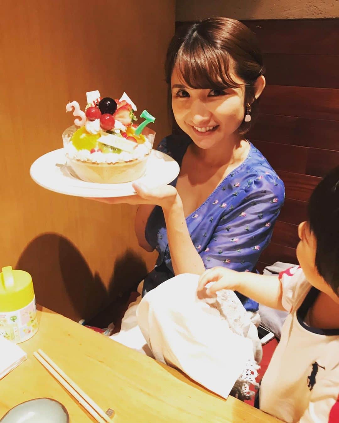 平沼紀久さんのインスタグラム写真 - (平沼紀久Instagram)「「おお〜かあちゃん、喜んでるねー😁」 と息子が言っておる気がします（笑）  wife's birthday🎂  #おめでとう」9月12日 22時50分 - norihisahiranuma