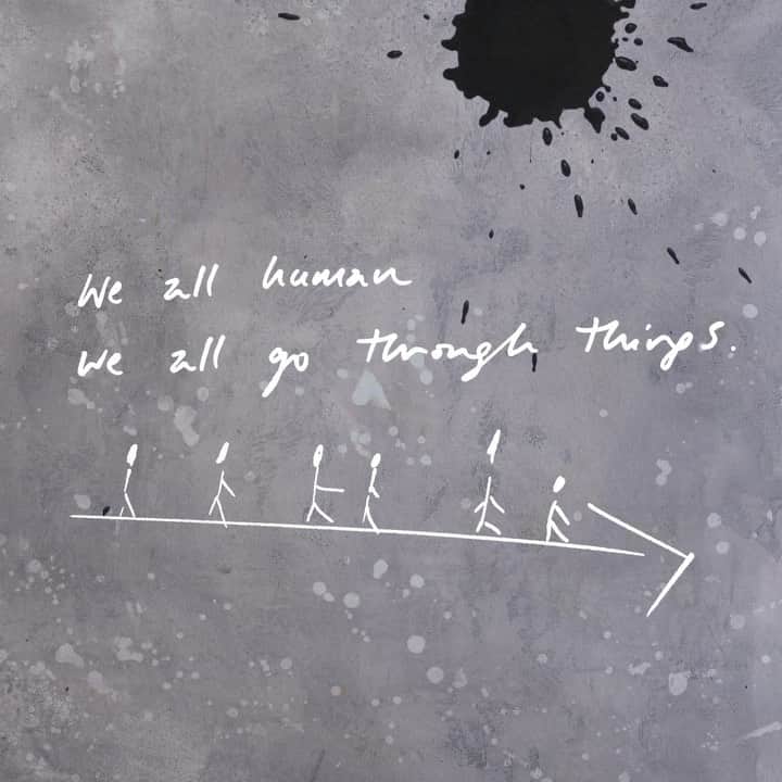 Emeli Sandéのインスタグラム：「We all human, we keep on moving, we all go through things "Human" (album opener) available now! 1 DAY TO GO! #REALLIFE *Link in Stories」