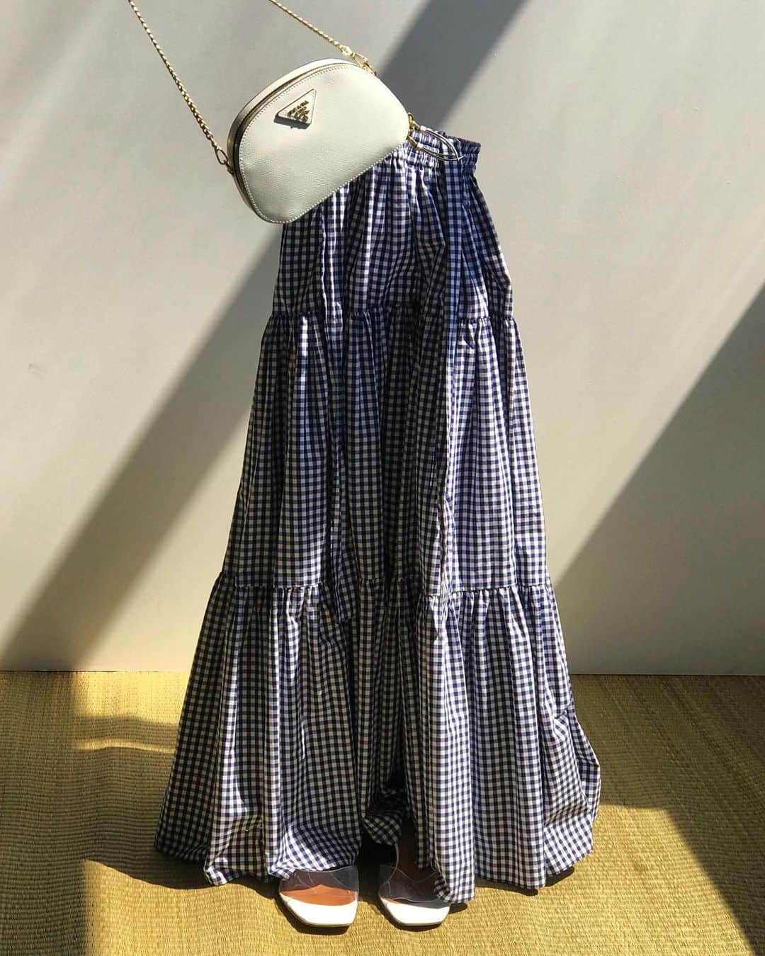 barneysnyofficialさんのインスタグラム写真 - (barneysnyofficialInstagram)「Over 250 new arrivals just hit the site including a new member of the Barneys family, @batshevadress. Head to our IG stories to learn more about the brand and see #WhatsNewNow」9月12日 23時12分 - barneysny