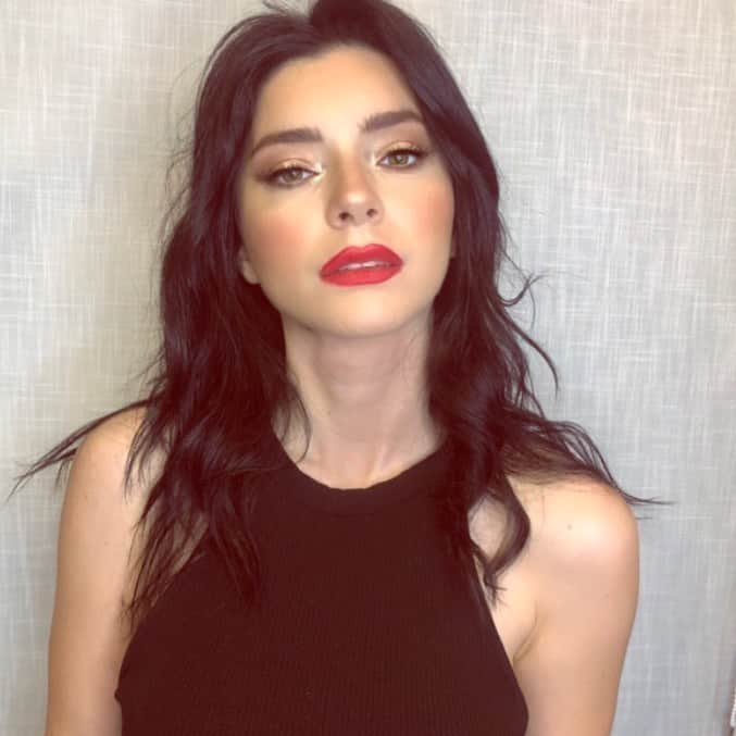 Merve Boluğurのインスタグラム：「An geldi🥂」