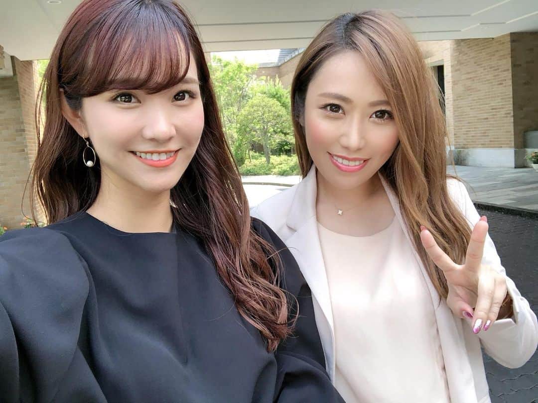 のインスタグラム：「昨日の撮影はいちかるとだったんだぁ♡裏表もなくて天真爛漫で可愛いらしい愛されキャラのいちかる💓1日中笑いなが楽しくお仕事させてもらいました！楽しかったなぁ(*´꒳`*) #GTバーディーズ#ゴルフ女子#撮影#ゴルフ#日産#スカイライン#自動運転#メープルポイントゴルフクラブ」