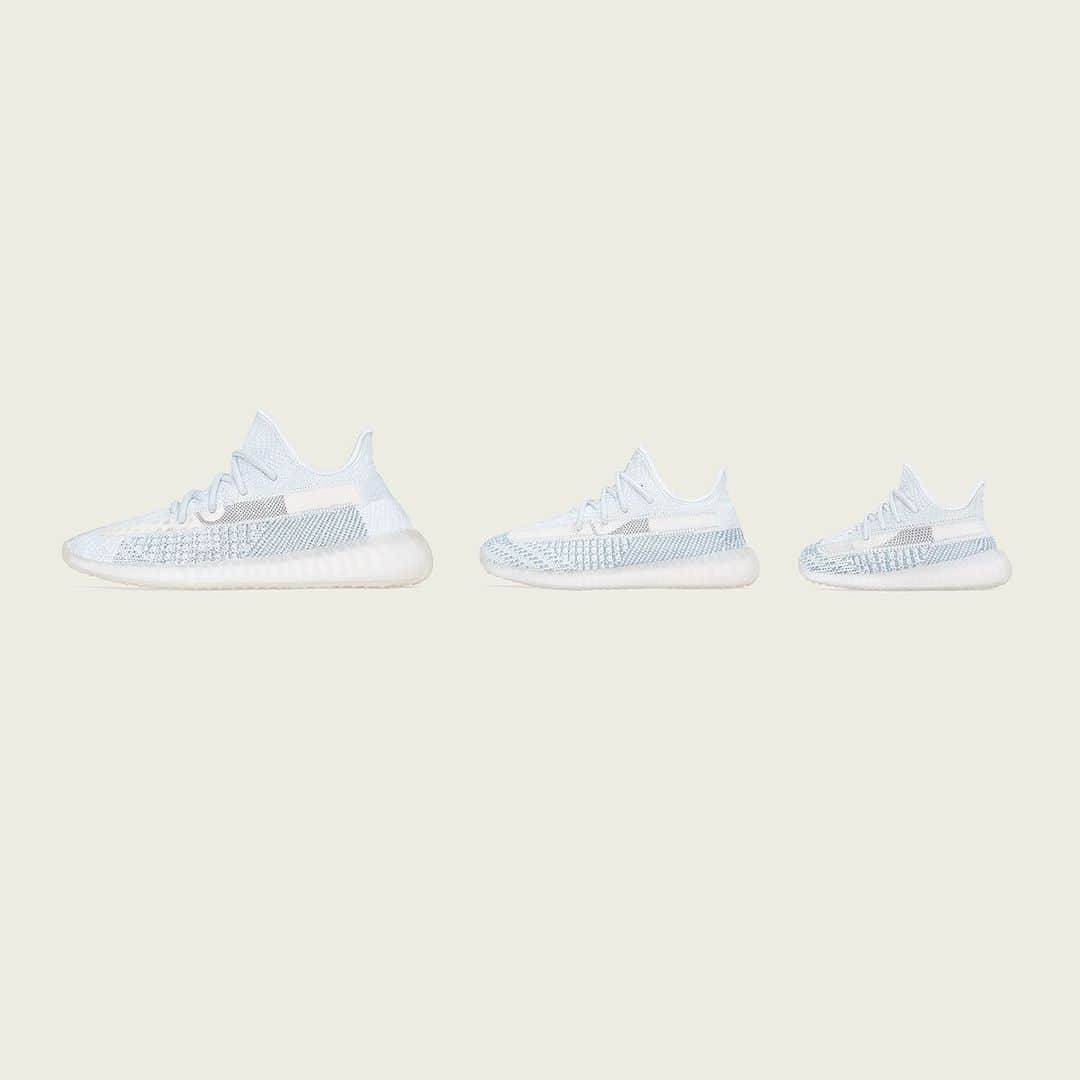 adidas Originalsさんのインスタグラム写真 - (adidas OriginalsInstagram)「YEEZY BOOST 350 V2 CLOUD WHITE. AVAILABLE GLOBALLY SEPTEMBER 21 AT ADIDAS.COM/YEEZY AND ON THE ADIDAS APP IN THE US AND EUROPE」9月13日 0時06分 - adidasoriginals