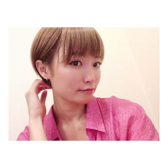 中山こころさんのインスタグラム写真 - (中山こころInstagram)「* ひっさしぶりに自撮りした🐔 * #久しぶりすぎて  #ちょっと戸惑う  #自撮り #地鶏  #gn」9月13日 0時23分 - coocoorooo