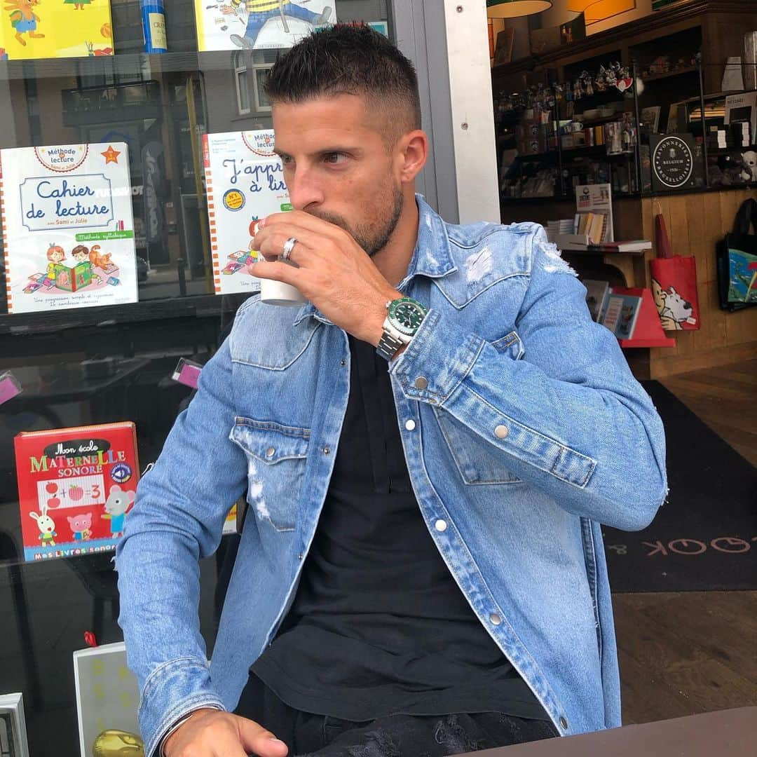 ケヴィン・ミララスさんのインスタグラム写真 - (ケヴィン・ミララスInstagram)「☕️」9月13日 0時58分 - kmirallas11