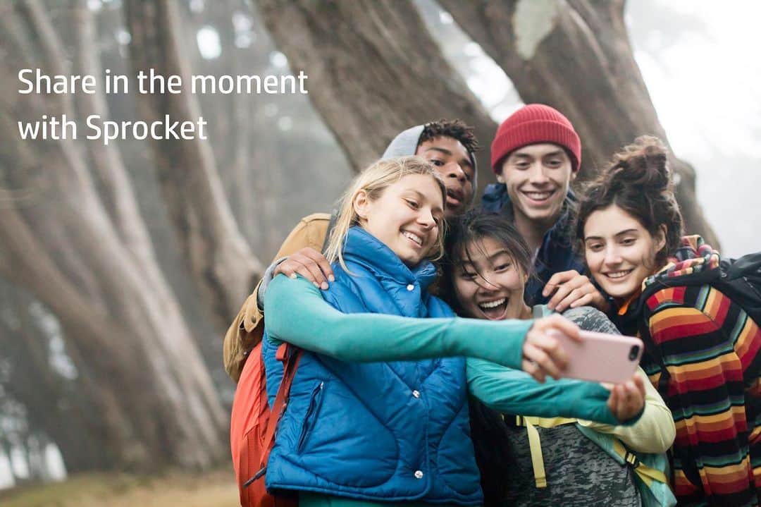 HP（ヒューレット・パッカード）のインスタグラム：「Whether you like to share spontaneously, design the perfect photo post or cherish special moments there’s a Sprocket for you. Make more of any moment with HP Sprocket.」