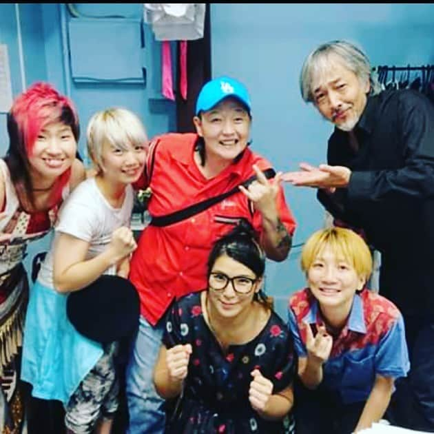 長与千種さんのインスタグラム写真 - (長与千種Instagram)「あ！ こちらも１枚 #コルバタ志田組 #やれやれ #おいしい秋見つけた ！」9月13日 1時18分 - chigusanagayo