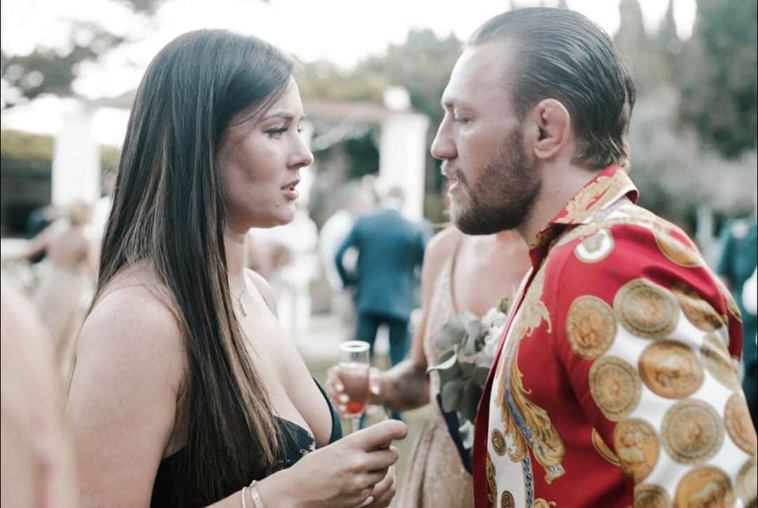 コナー・マクレガーさんのインスタグラム写真 - (コナー・マクレガーInstagram)「True friends and true love ❤️」9月13日 1時13分 - thenotoriousmma