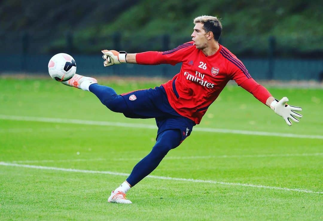 ダミアン・マルティネスさんのインスタグラム写真 - (ダミアン・マルティネスInstagram)「Still learning , still hungry #em26 #voyportodo @arsenal @pricey_afcphoto」9月13日 2時10分 - emi_martinez26