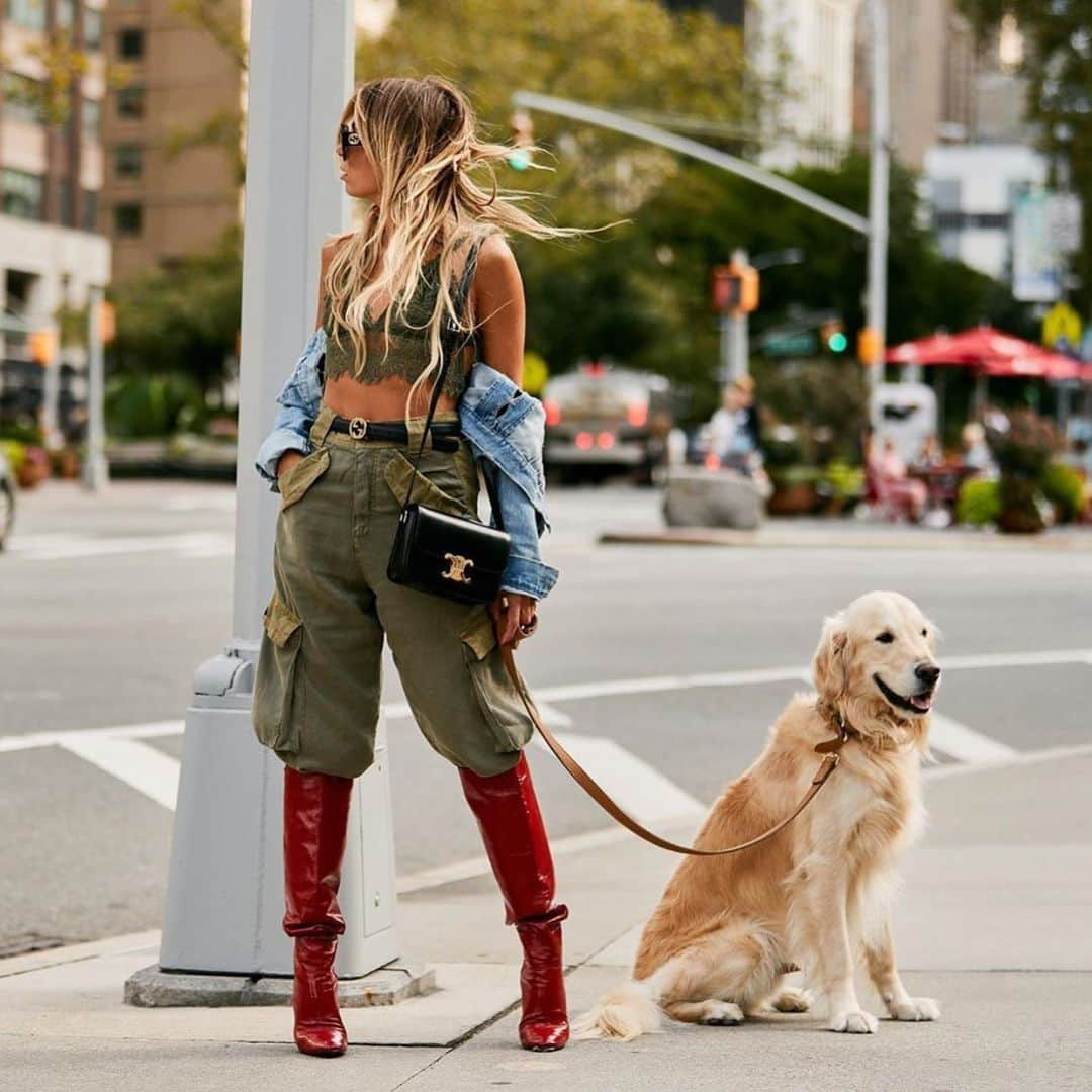 Fashion Climaxxのインスタグラム：「NYFW SS20 streetstyle @ericapelosini 📸 @thestylestalkercom #FCmember」