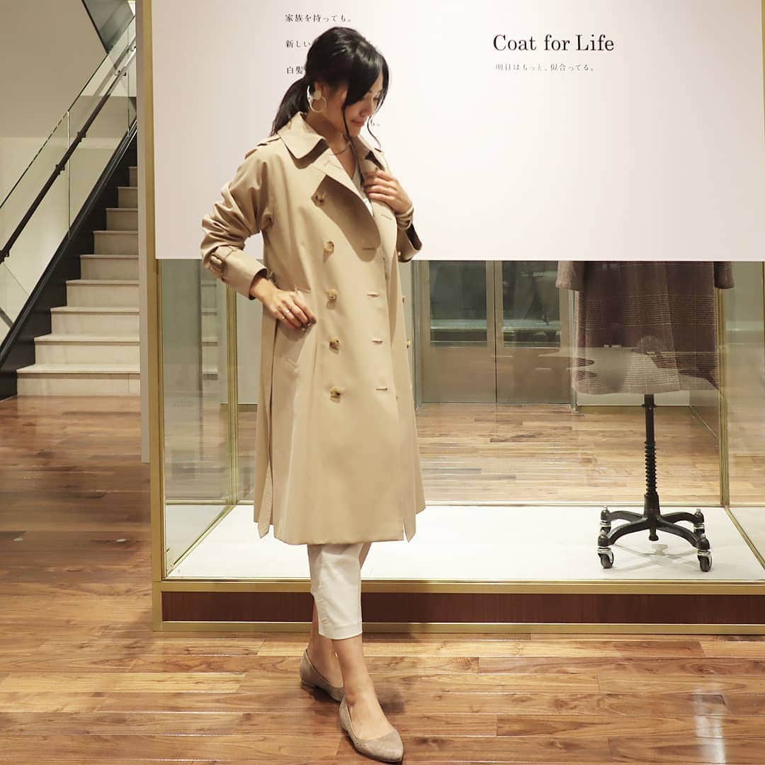 Eri Satoのインスタグラム：「先日、三陽商会が銀座に新しくオープンした【GINZA TIMELESS 8】のレセプションに行ってきました ビルまるごと、三陽商会のブランドがはいってます✨ · 「100年コート」とも呼ばれる仕立ての良いコート達。 こんなにカッチリしてるのに、見た目よりもずっと着やすくてラインが綺麗。 ユニセックスで着られるデザインもありました 受け継いで着られるほどの上質な服って素敵だよね😌✨ @sanyo_coat · ちなみに三陽商会は学生時代にインターンしていたので思い入れのある会社さんです😂💕 · #ginzatimeless8#三陽商会#sanyocoat#サンヨーコート#100年コート#トレンチコート #銀座#レセプション」