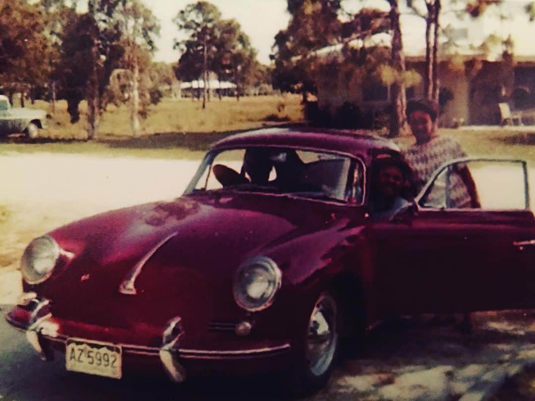 タナー・フォウストさんのインスタグラム写真 - (タナー・フォウストInstagram)「Think this is my Grandmother and Grandfather with gpa’s 356c (?). Wish that car had made it through the generations, love it! #porsche Gpa loves cars and cameras, he worked incredibly hard to have fun with both... always was a great inspiration.」9月13日 4時20分 - tannerfoust