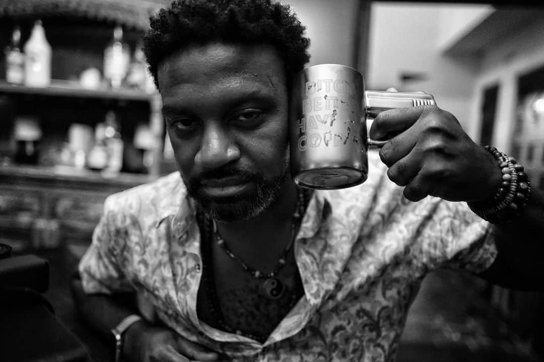 ユージン・バードのインスタグラム：「Terry Gingles. Director. Noir Aficionado #tbt #portrait #leica #bw #byrdtography #inmybag」