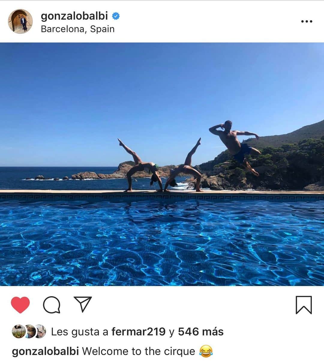 ソフィア・バルビのインスタグラム：「😂😂」