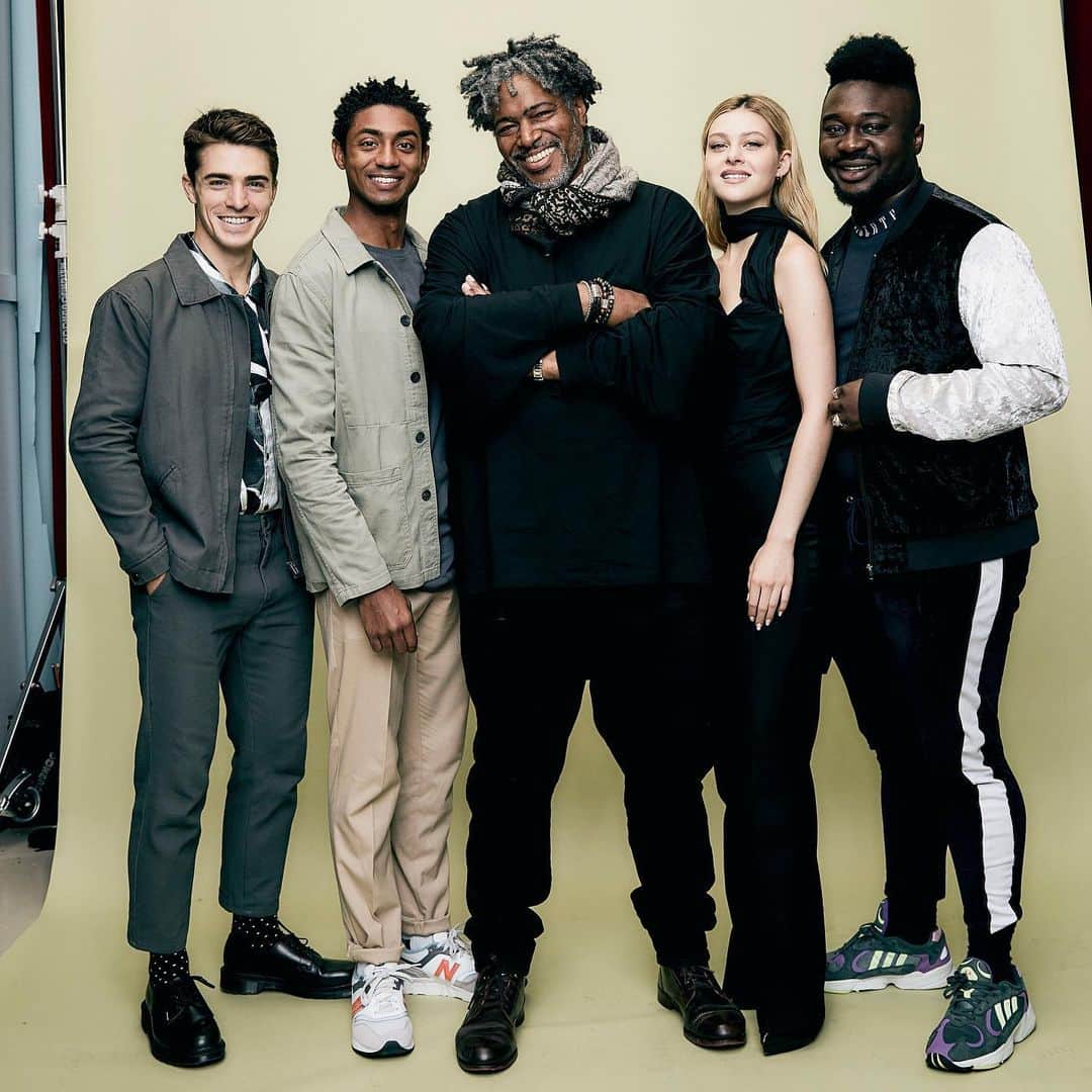 ニコラ・ペルツのインスタグラム：「💛 thank you @tiff_net 💛 this weekend was heaven 💛 so glad i got to spend it with this perfect cast and crew @tundejohnsonmovie 💛」