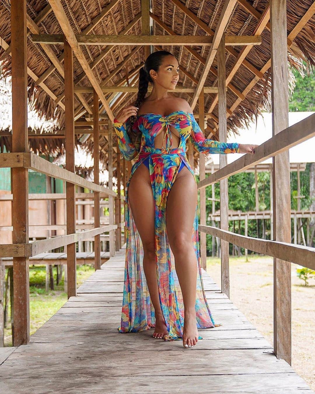 Aylen Aのインスタグラム：「Find your wild🦋 Dress @fashionnova」