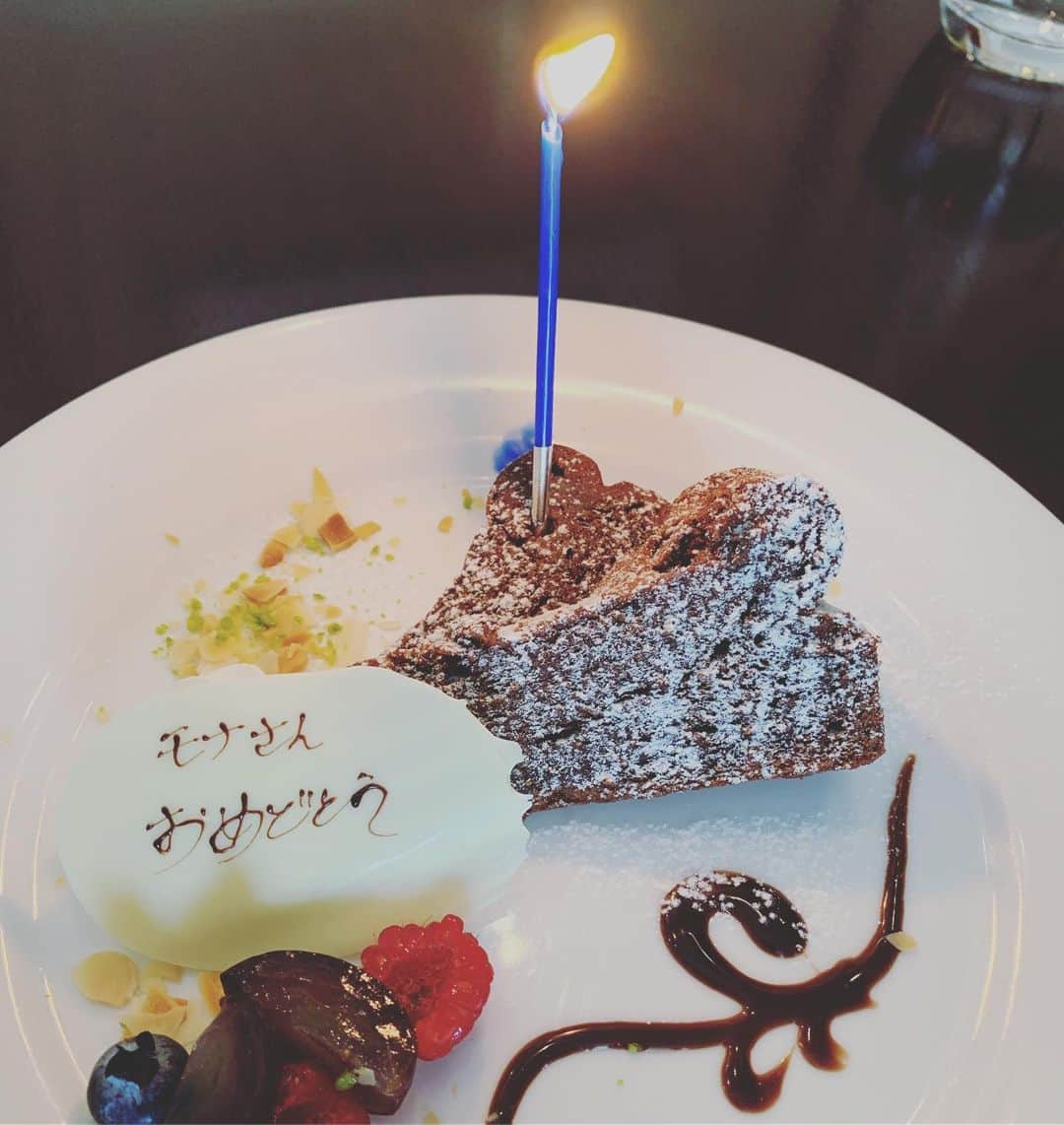 山本モナのインスタグラム：「お友達が出産のお祝いをしてくれました😆🌸 たくさんおしゃべりして、あっという間の楽しい時間！  #みんなありがとう #グランドハイアット東京 #楽しかったー」