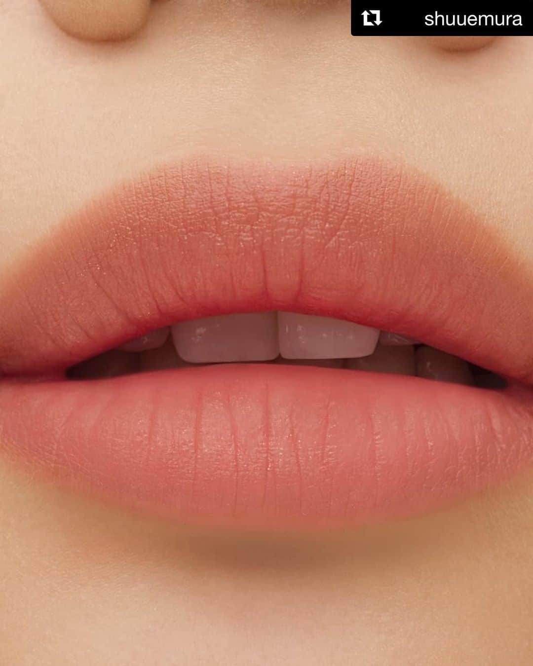 江原杏樹さんのインスタグラム写真 - (江原杏樹Instagram)「This color is super, super cute🥺 #Repost @shuuemura with @get_repost ・・・ earthy nude pout using rouge unlimited supreme matte in BR735 on Anju’s lips 💋. #shuuemura #shuartistry #rougeunlimited #BR735 ・ #Repost @shuuemura with @get_repost ・・・ tell us what’s your go-to MLBB shade 💄. certified makeup artist suhee chooses rouge unlimited supreme matte BR785 and rouge unlimited in BG942. #shuuemura #shuartistry #rougeunlimited #MLBB #BR785 #BG942」9月13日 9時30分 - bon_anjou_r