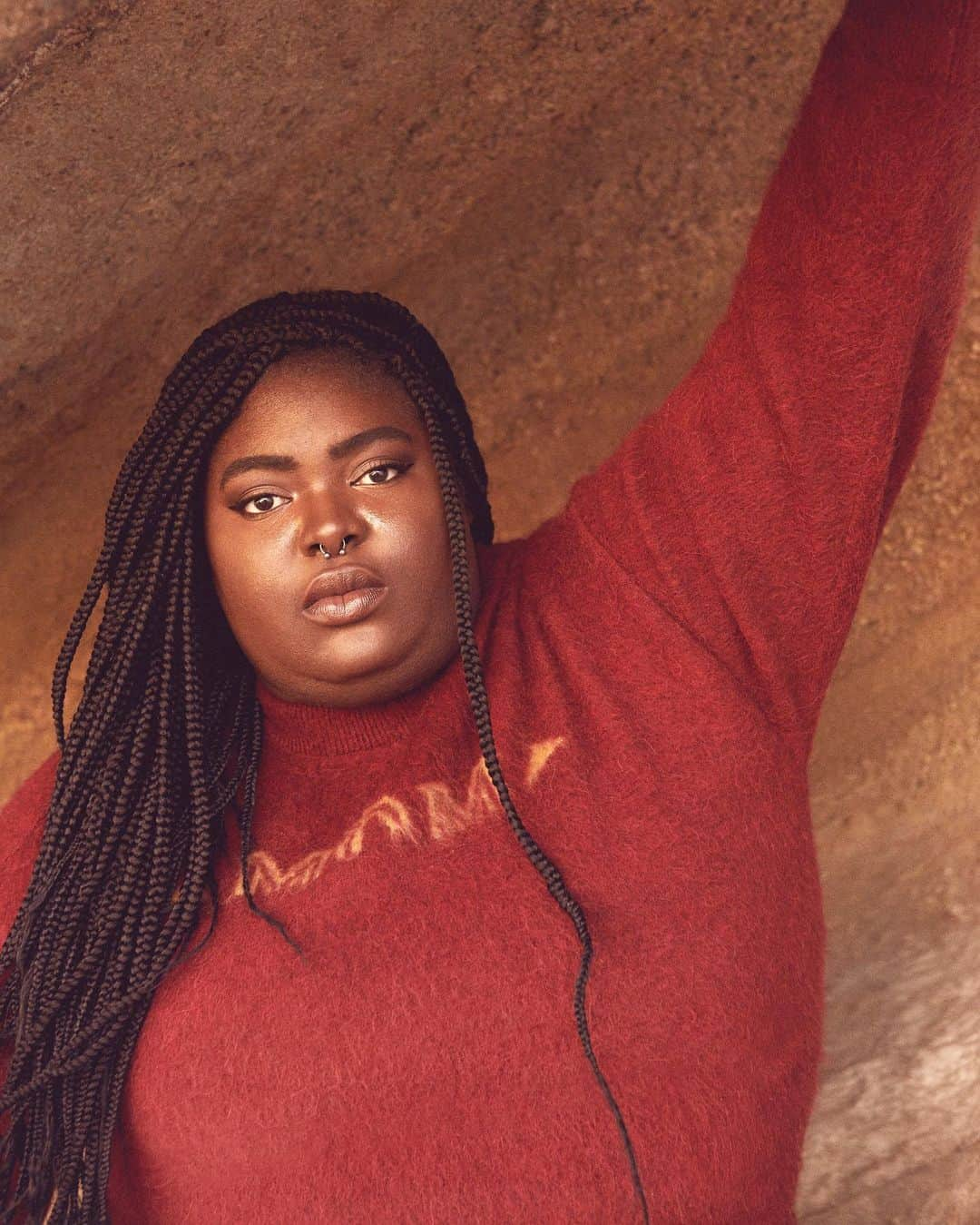 V Magazineさんのインスタグラム写真 - (V MagazineInstagram)「When asked what she hopes listeners will take away from her music, @oranicuhh’s answer might seem like a tall order, but it’s something she’s been accomplishing song by song. “I hope that people start to be more real with themselves by listening to my music. I want to change how people process emotion. That’s my tagline.” The artist and @calvinklein campaign model shares even more in an extended interview from #GoingPlatinum, a music portfolio from #V121. Online now! — Photography: @ryanmcginleystudios Fashion: @anjuhlow2 Interview: @devinpbarrett Producer: #EricJacobson Digital Technicians: @zoosjoos, @travisdrennen Light Design: @dirtydoggy Choreographer: @lil_leaf_son Photo Assistants: @brianoverend @coreytosborne, @virginie.pineda — Chika wears sweater @mcm / on eyes @marcjacobsbeauty See-Quins Glam Glitter Eyeshadow in Pop Rox — #V」9月13日 10時40分 - vmagazine