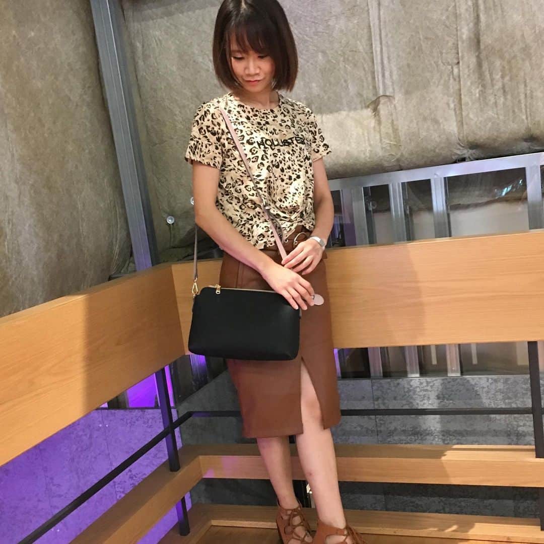 のインスタグラム：「本日のイベントには  @doitourselvestokyo 【Sofia&Emma 新作BAG〝GAWAIN〟】 のバッグで♪ ショルダーにも手提げにもなってたくさん入るから嬉しい😆  #ショルダーバッグ #ママバッグ #手提げバッグ #GAWAIN」