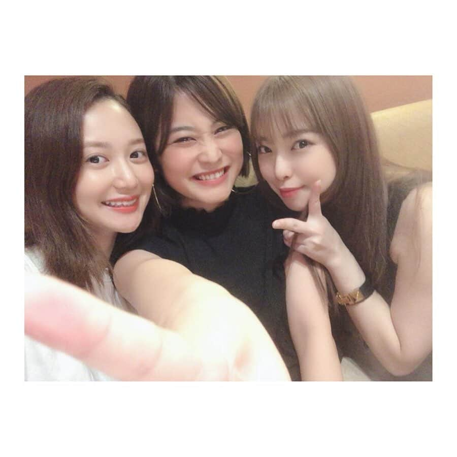 葉月ゆめさんのインスタグラム写真 - (葉月ゆめInstagram)「ゆめりん 👯‍♀️ 久しぶりにゆっくり会えました 🍴❤︎ ・ ・ ふたりでお散歩がてら歩いていたら えみんつぇるとすれ違ってびっくり！ 結局3人でお茶しました ☕️🌼笑 楽しかったな〜〜 ♡♡ #ゆめりん #なかよし #アストロシスターズ #えみんつぇる #高橋凛 #開坂映美 #わたしは #すっぴん #リップだけ塗った #安定 #bff #👯‍♀️」9月13日 11時47分 - yume_hazuki