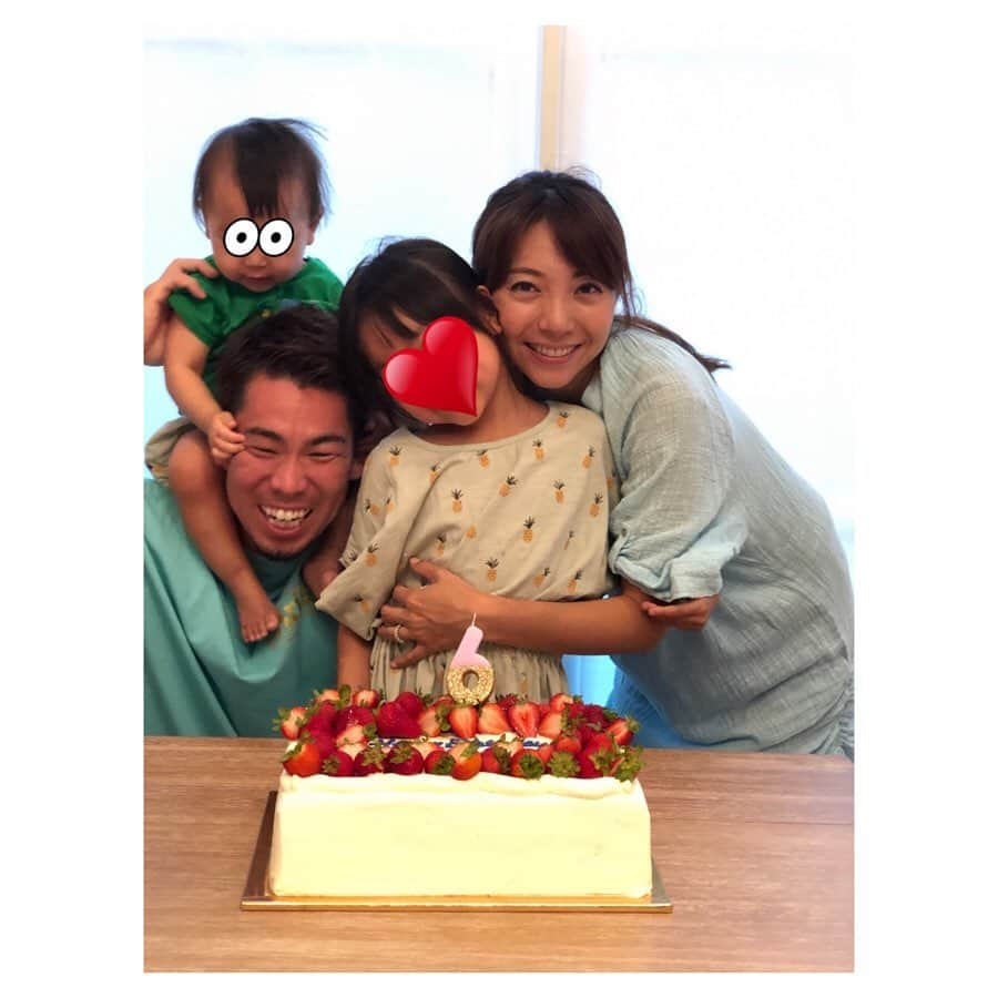 前田健太さんのインスタグラム写真 - (前田健太Instagram)「Wishing my daughter a very happy birthday!!👧🏻🎂🎉 今日は娘の6歳の誕生日です🎂 アメリカでは9月から小学生になりました！ いつも明るくて、みんなに優しく そして、毎日前田家に元気を与えてくれる 大きな存在です😊 6歳も素晴らしい1年になりますように✨ #happybirthday  #ハッピーバースデー  #誕生日 #おめでとう #6歳」9月13日 11時57分 - 18_maeken