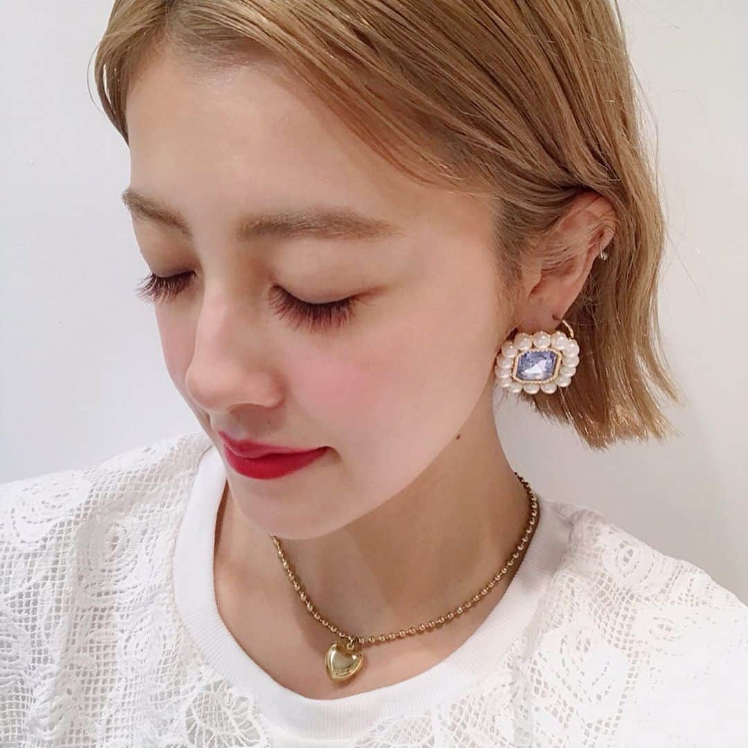 夏焼雅さんのインスタグラム写真 - (夏焼雅Instagram)「#こけラッシュ menu🔻﻿ wine red×orange brown﻿  Jカール﻿ 全体13㎜﻿ 目頭にかけて12→11㎜﻿ で付けてもらってます♪﻿ ﻿ @kokeshi0927 ありがとう◡̈﻿ 久々のカラーマツエクうれ💗﻿」9月13日 12時32分 - miyaaa0825