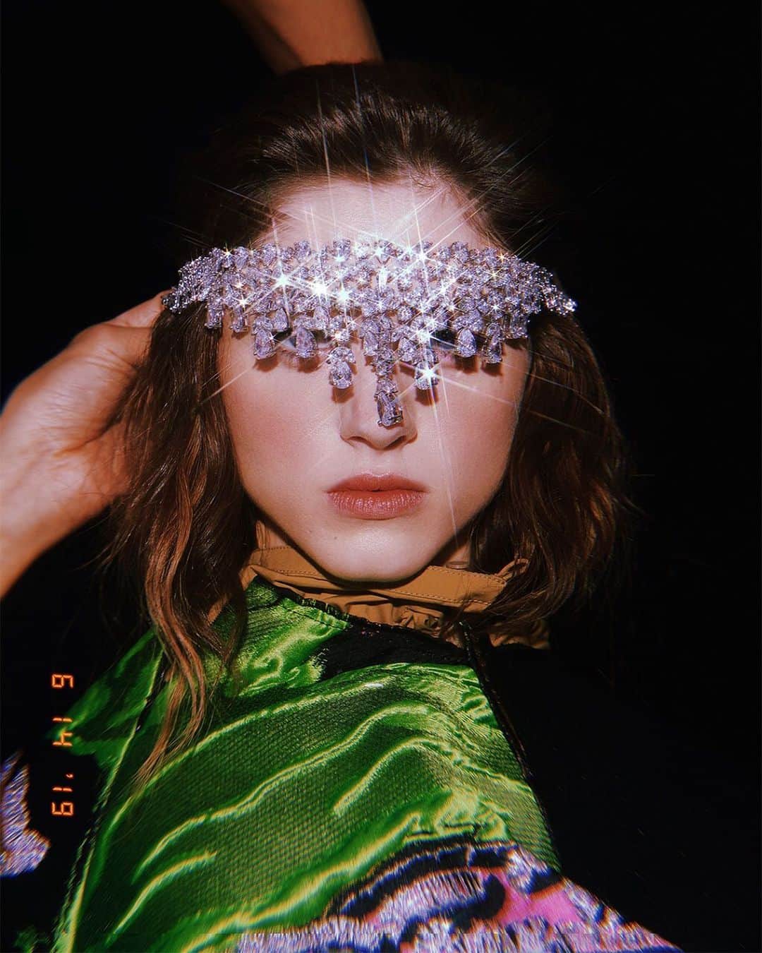 ナタリア・ダイアーのインスタグラム：「ready for the weekend like @thelastmagazine fall ‘19 photo: @nagi_sakai hair: @blakeerik mu: @anariz1 style: @yeyoungkim9 story: @zsniderman」