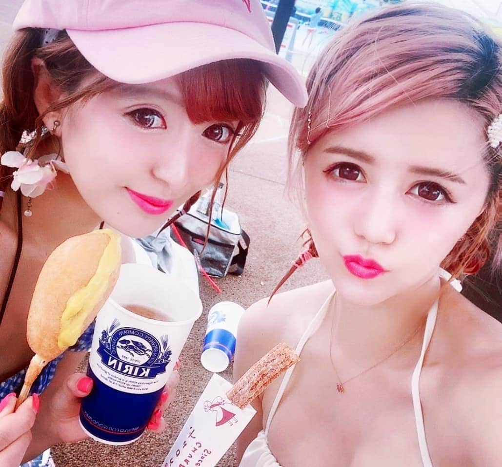 梁愛美のインスタグラム：「Which do you like better, lovely or sporty style…??👙🍉🍉💕 ❥ ❥ #ラブリーフレンドシップ ♡♡♡ ❥ ❥ ❥♪抱きしめて ❥lovely 2人でいると ❥私の中のprettyが目を覚ましてく ❥lovelyな水着を今日は持ってきたよ ❥ドキドキする…。 ❥ ❥  by SPEED ❥ ❥ #懐メロ #青春song #myfavoritesong ❥ ❥ 女の子ってlovelyな水着選びがちだけどぉ…。 ❥ ❥ lovelyな水着ってstyleも悪くみえるし男の子ウケ超絶悪いんだよっ🤦‍♀️🤦‍♀️💔 ❥ ❥ それでも女の子は可愛い物が好きなのです🐰💕 ❥ ❥ #pool #yomiuriland #bikini #japanesegirl #japanesegirls #summergirl #summerphoto #kawaii #kawaiistyle #bikini #instagramfashion #instagramjapan #platinumproduction #aimiryou #水着 #水着コーデ #ビキニ #ランジェリー #ビジョビ #インスタ女子図鑑 #梁愛美 #プラチナムプロダクション #팔로우 #셀스타그램 #얼스타그램 #친스타그램」