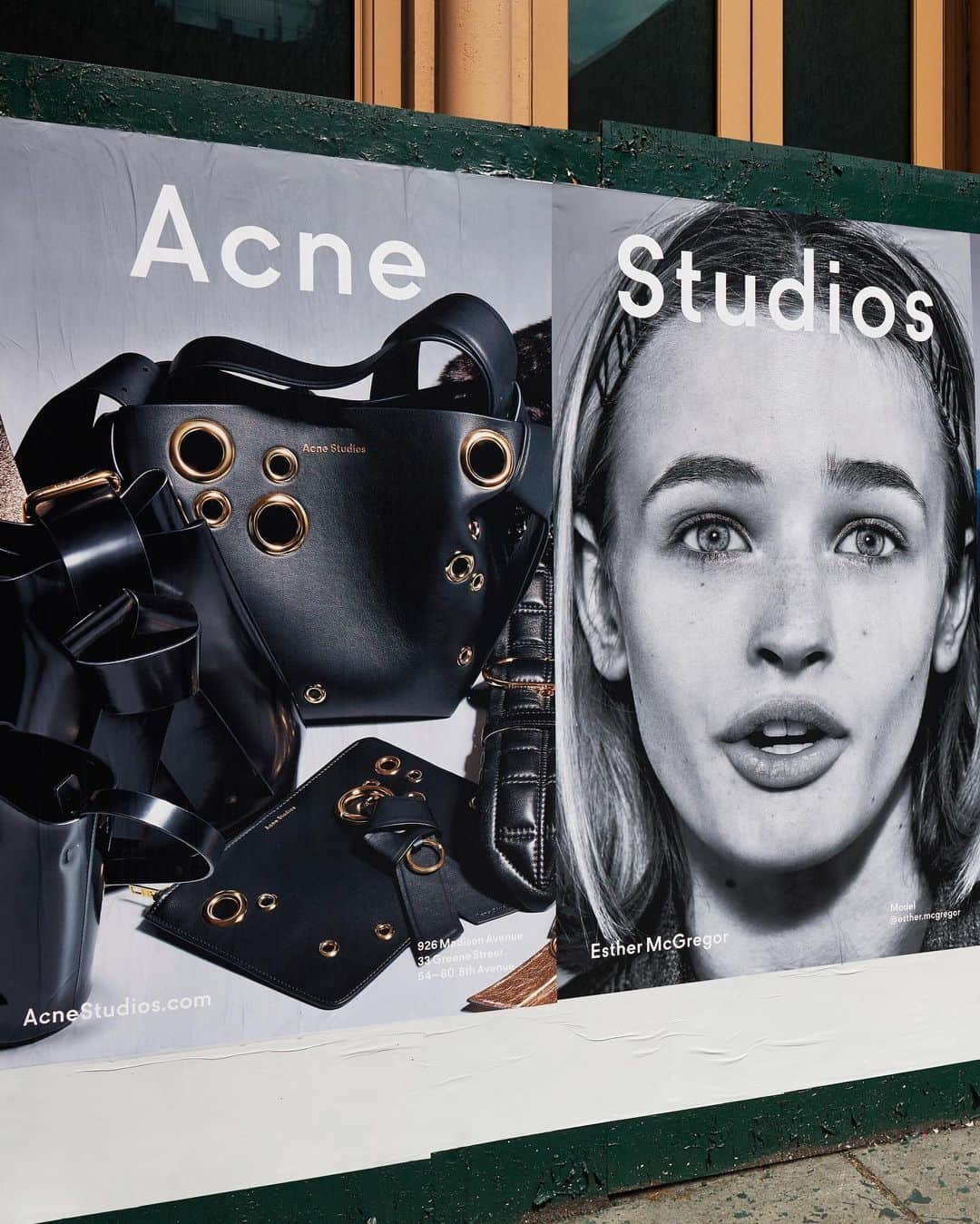 Acne Studiosさんのインスタグラム写真 - (Acne StudiosInstagram)「The #AcneStudios Fall/Winter 2019 campaign photographed by @RichardBurbridge and featuring model @Esther.McGregor – as seen in the streets of New York.」9月14日 0時41分 - acnestudios